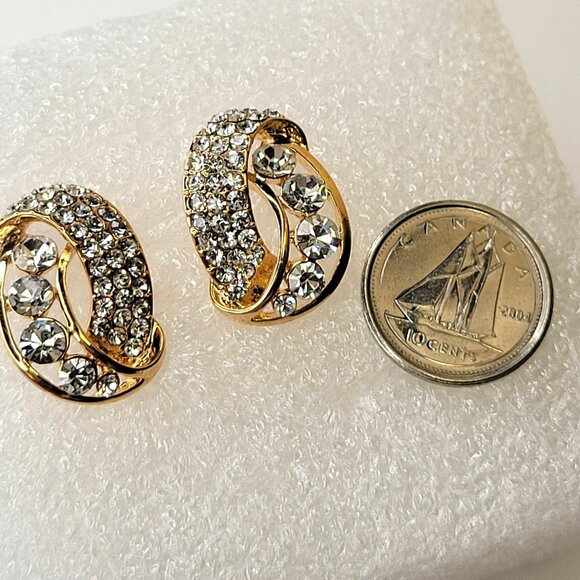 Elegant Crystal Gold Earrings - Picture 4 of 10